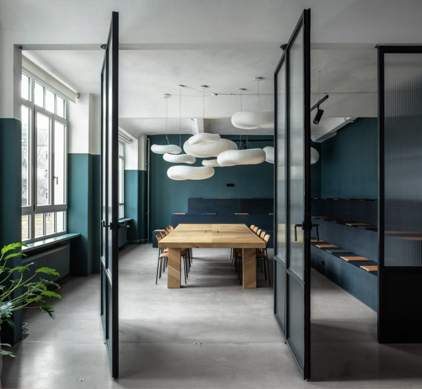 room8_dezeen_2364_col_0-852x785