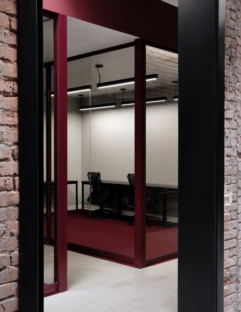 spacial-co-working-office-ivy-studio-montreal-canada-interiors_dezeen_2364_col_16-1704x2207