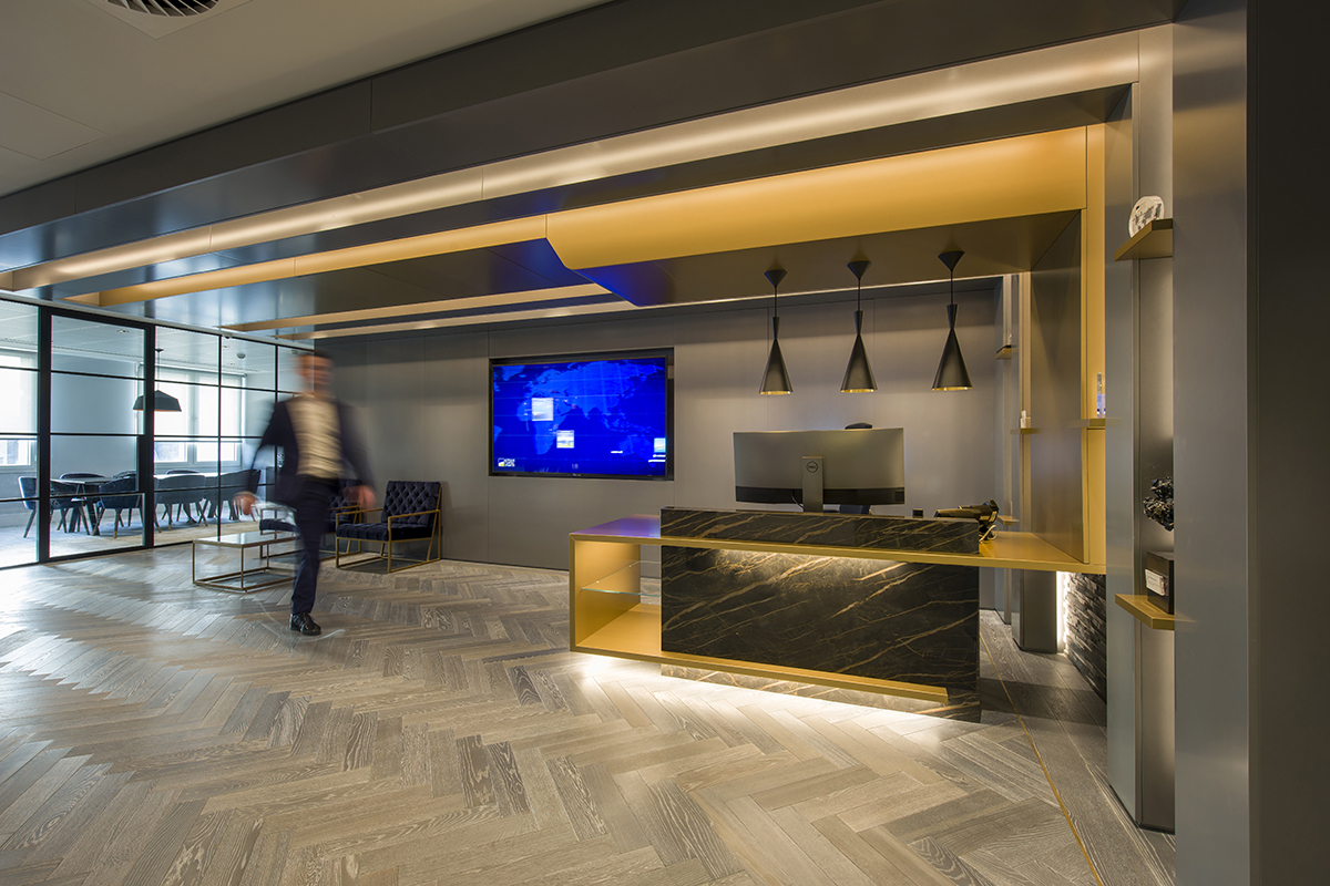 high profile workspace pall mall reception area