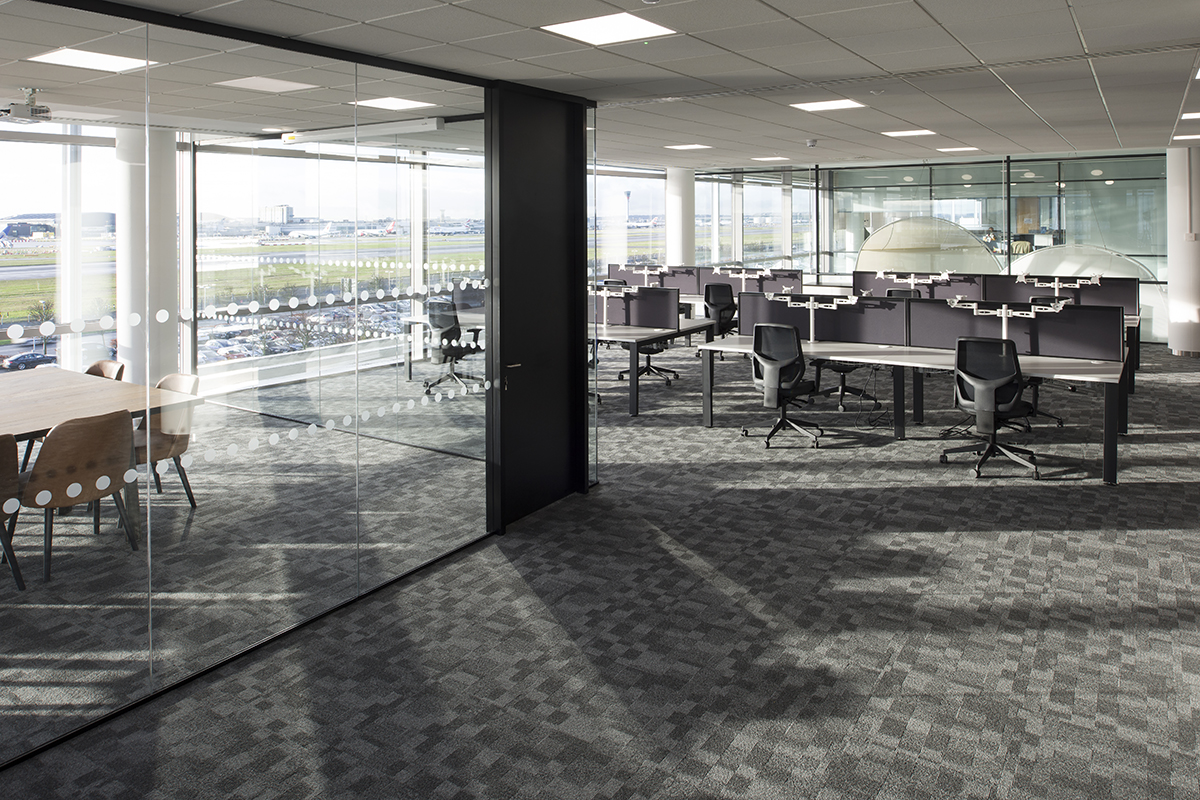 33308f58-aeromobile-crawley-office-fit-out-009 33308f58-aeromobile-crawley-office-fit-out-009