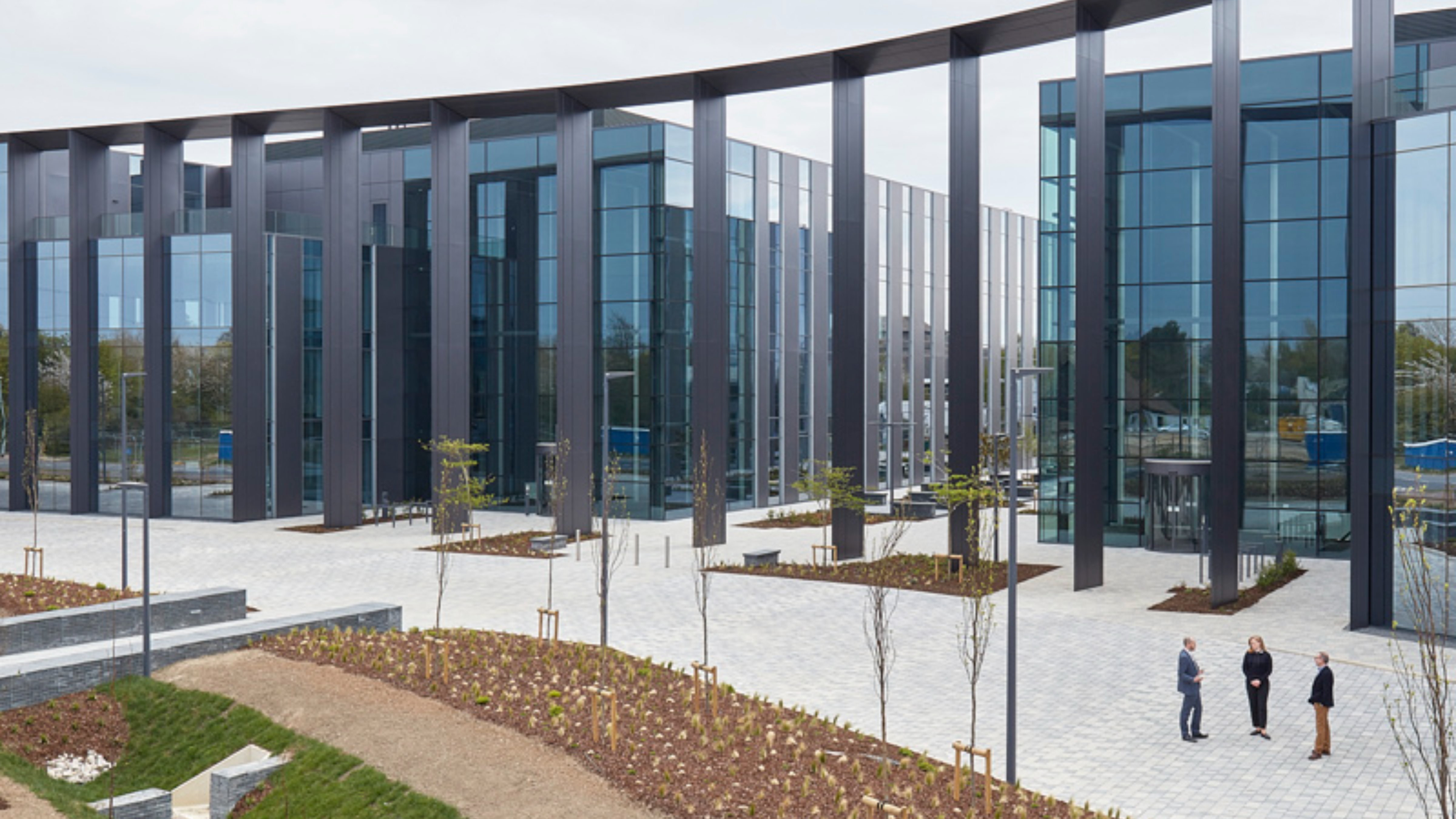 What services do office refurbishment specialists offer?